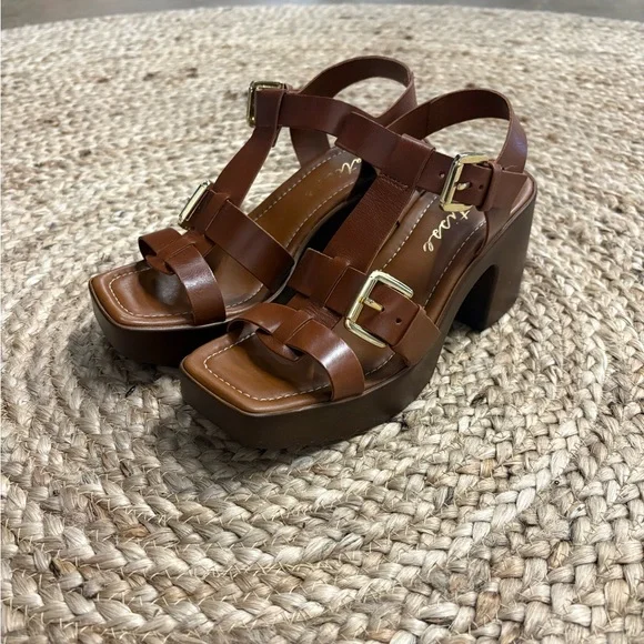 Matisse Tan Leather Block Heel Sandals - Picture 3 of 4